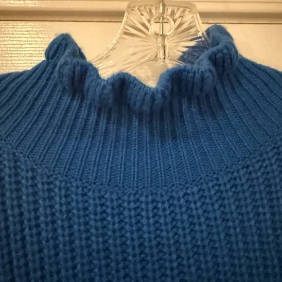 NWOT Vero Moda sweater dress - Picture 3 of 8